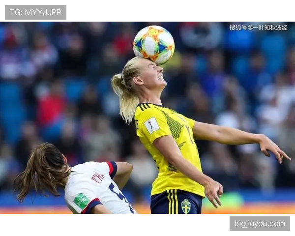 亚历克斯·摩根赛后直接拎包去接娃，这妈系女足球星的日常也太真实了