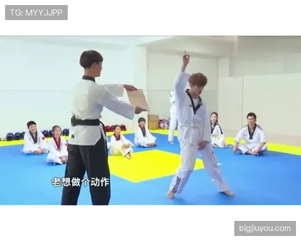 昌雅妮这家伙，居然比赛后直奔私人豪宅聚会，篮球场上的女汉子秒变派对女王了？